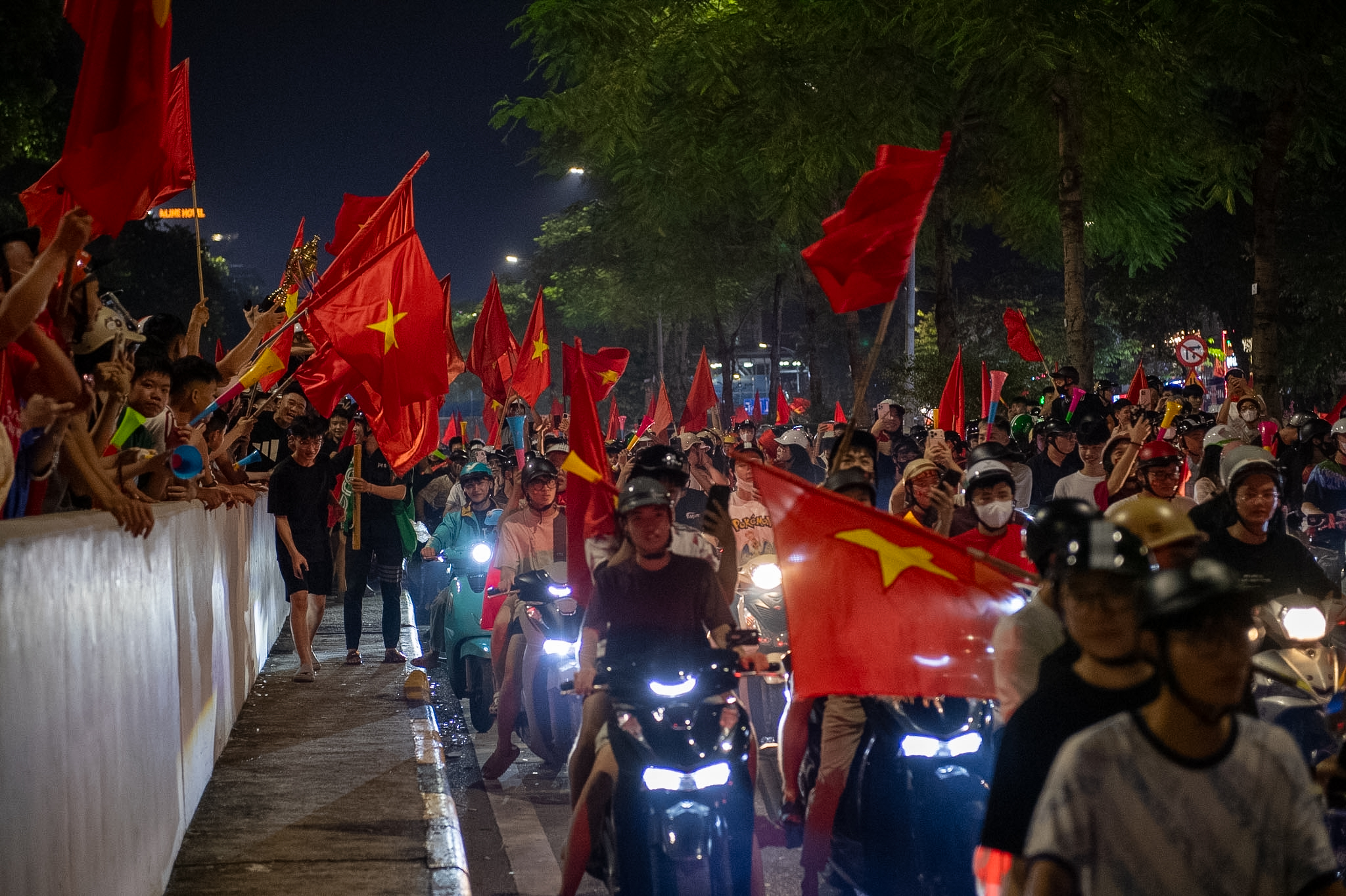 Vô địch rồi thì đi 