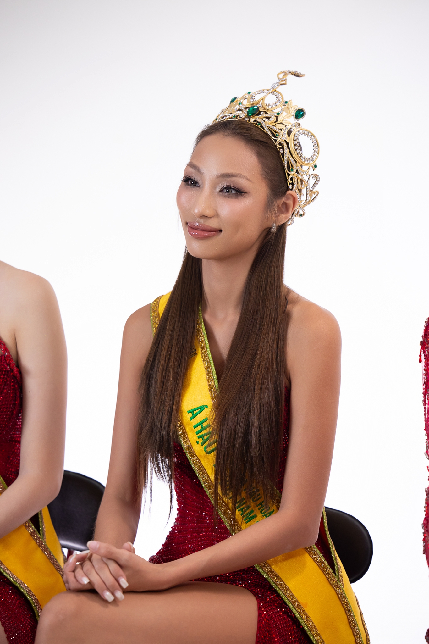 Giao lưu Miss Grand Vietnam 2025: Emoura Phạm mất váy tại Chung kết, Á hậu Bảo Ngọc lên tiếng về suất thi MGI All Stars- Ảnh 6.