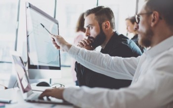 Khối ngoại đảo chiều mua ròng, cổ phiếu SHB lọt 