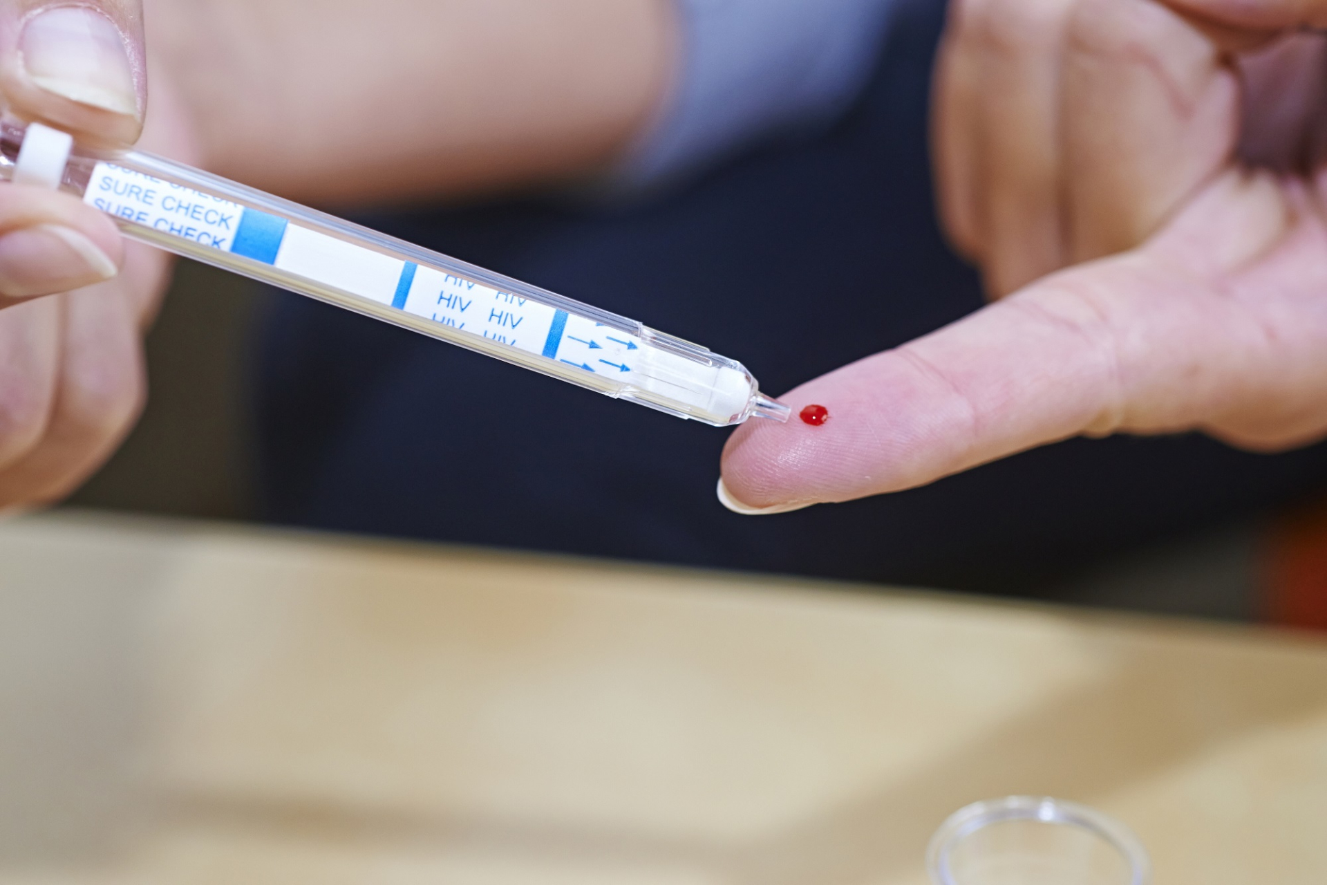 Nam sinh viên trường y qua đời vì HIV ở tuổi 25: Cách anh nhiễm bệnh khiến mọi người vừa đau lòng vừa giận dữ- Ảnh 3.