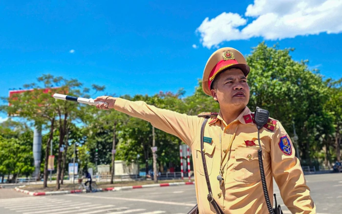 Người dân chú ý: Danh sách các tuyến đường cấm, hạn chế phương tiện từ 14h chiều nay - 26/8- Ảnh 1.