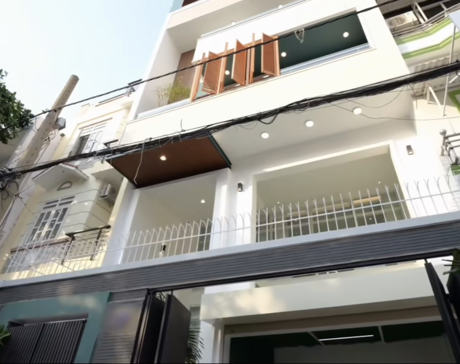 Căn nhà của Thu Trang - Tiến Luật- Ảnh 1.