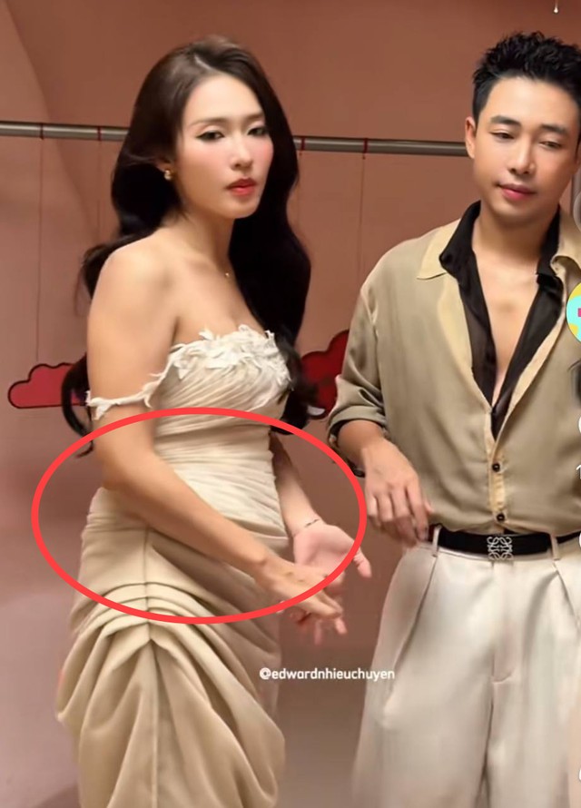 Khả Ngân được cầu hôn - Ảnh 4.