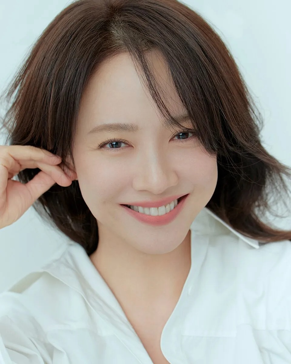 "Mợ ngố" Song Ji Hyo đổ bộ Việt Nam: Chào bằng tiếng Việt cực ngọt, bất chấp không khỏe vẫn "đốn tim" fan- Ảnh 6.