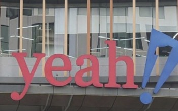 Doanh thu giảm mạnh, lợi nhuận của Yeah1 