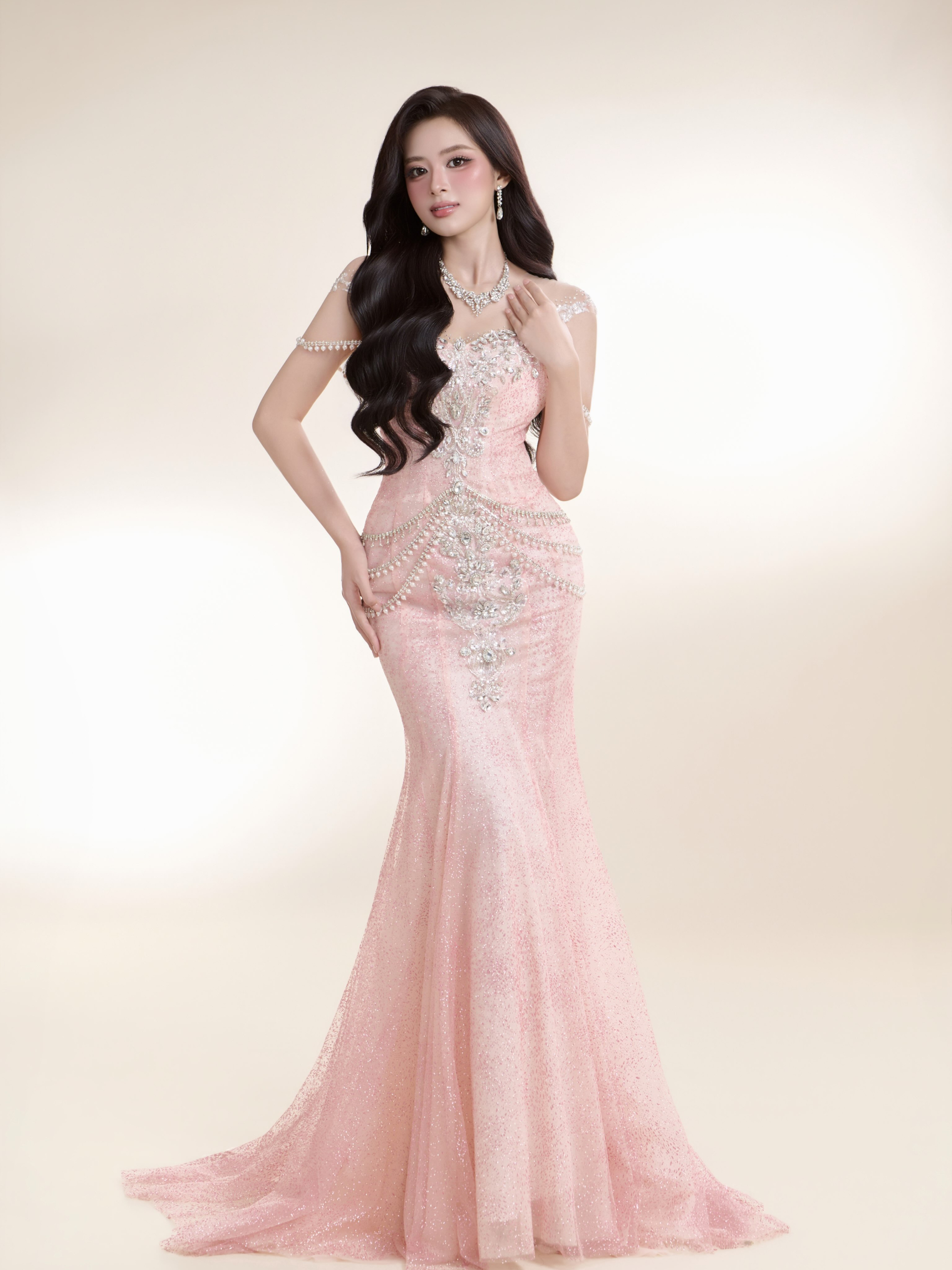 Nàng thơ Vbiz gây sốt vì giống cả showbiz: Từ Kim Ji Won, Đỗ Thị Hà đến mỹ nhân đẹp nhất thế giới- Ảnh 5.