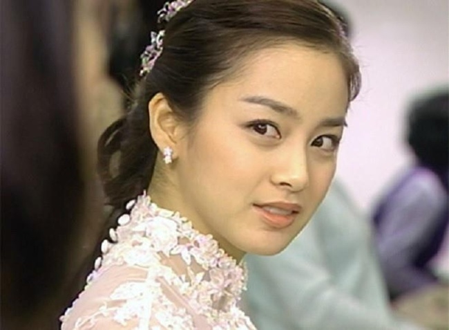 "Kim Tae Hee là kẻ lừa đảo"- Ảnh 9.