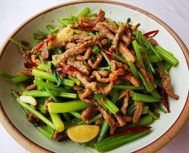 Vào mùa thu, tôi thường nấu 4 món ăn giàu kali vừa ngon lại dễ, ăn thường xuyên giúp nuôi dưỡng tỳ vị và cải thiện làn da - Ảnh 1.