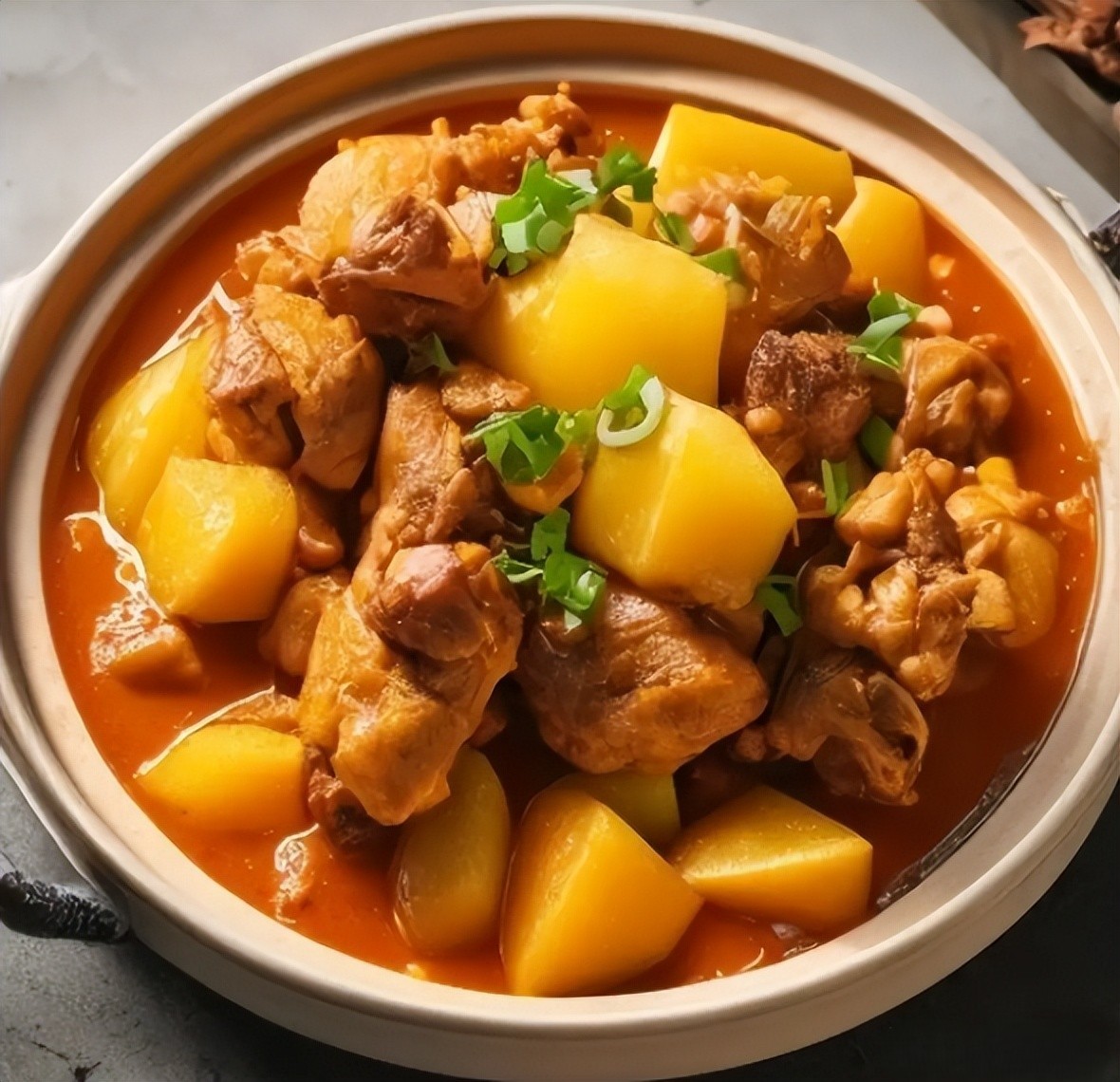 Vào mùa thu, tôi thường nấu 4 món ăn giàu kali vừa ngon lại dễ, ăn thường xuyên giúp nuôi dưỡng tỳ vị và cải thiện làn da - Ảnh 2.