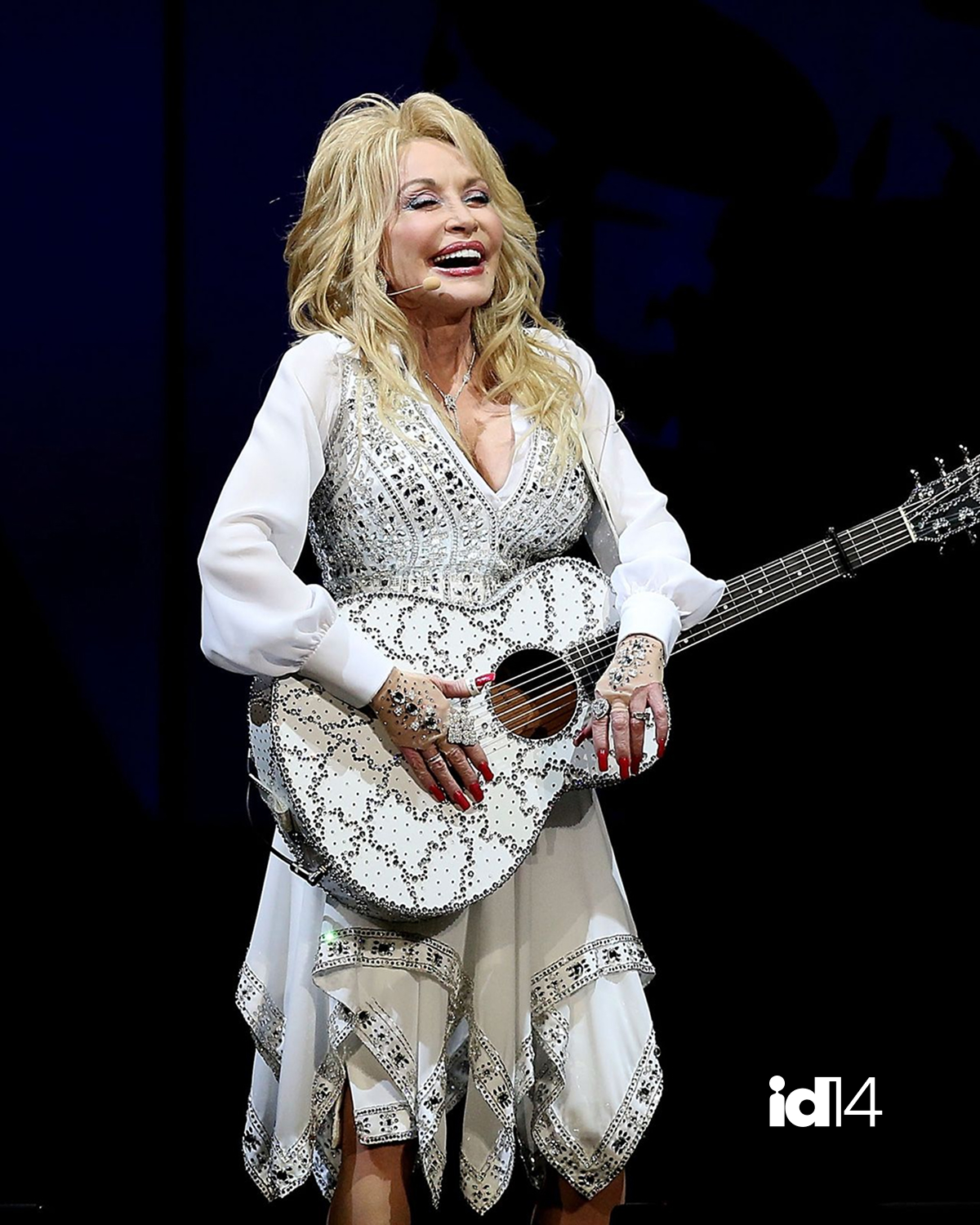 Tạm biệt Yayoi Kusama và Dolly Parton: Hai người phụ nữ dạy cả thế gian về một cuộc đời đáng sống - Ảnh 19.