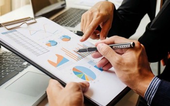 Dòng tiền doanh nghiệp tìm cơ hội trên thị trường chứng khoán Dòng tiền doanh nghiệp tìm cơ hội trên thị trường chứng khoán