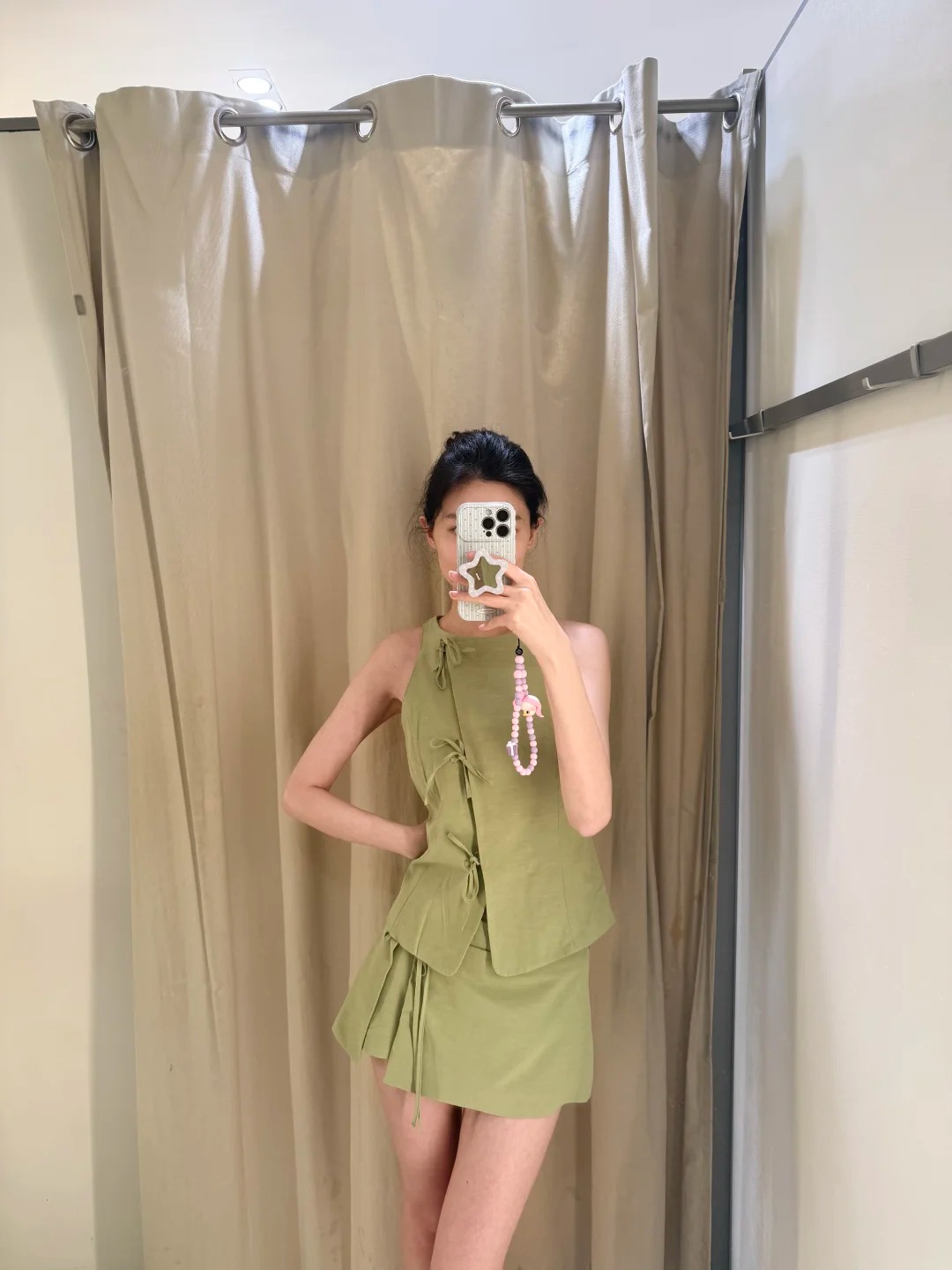 Đồ xanh quả bơ: Nền nã, nhẹ nhàng mà vẫn chuẩn thanh lịch cho style "old money" - Ảnh 5.
