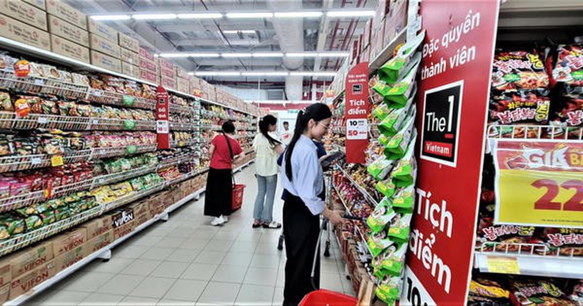 Thị trường bán lẻ Hà Nội sôi động dịp Quốc khánh 2/9