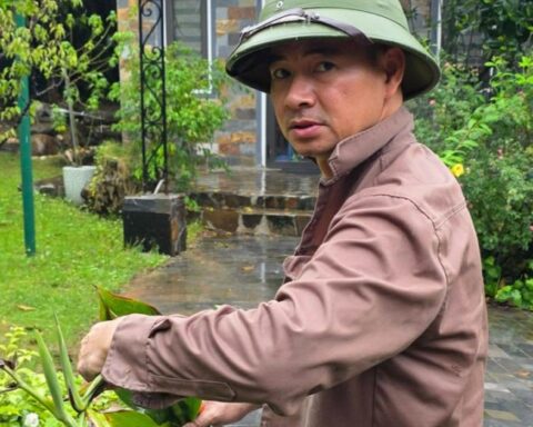 Con trai xin phép đi chơi với bạn, Cục trưởng Xuân Bắc hỏi ngay 3 câu