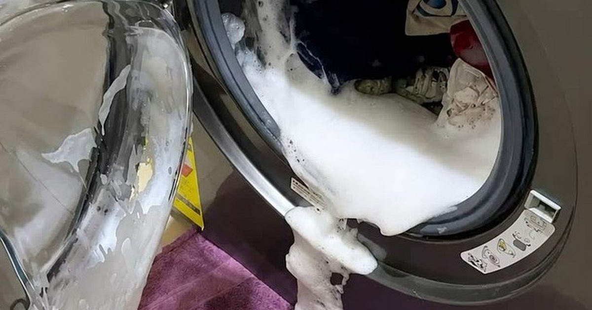 5 sai lầm khiến máy giặt “xịn” mấy cũng hỏng, bệnh tật cả gia đình: Cái số 4 ai cũng từng làm!