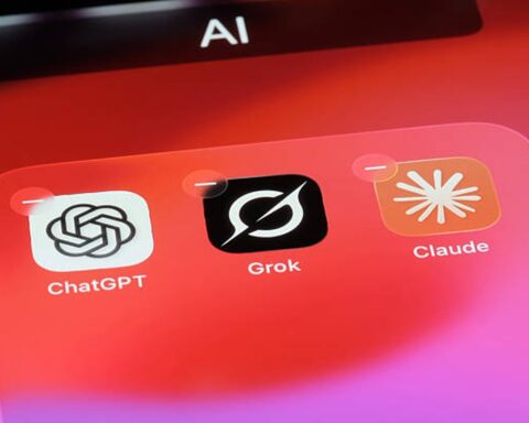 Claude, ChatGPT và Grok sập trên toàn cầu