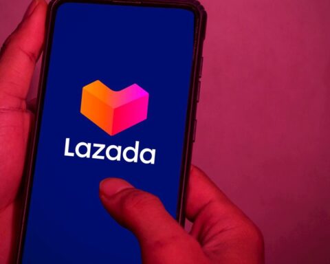 Lazada sắp tung “bão” voucher cho người dùng
