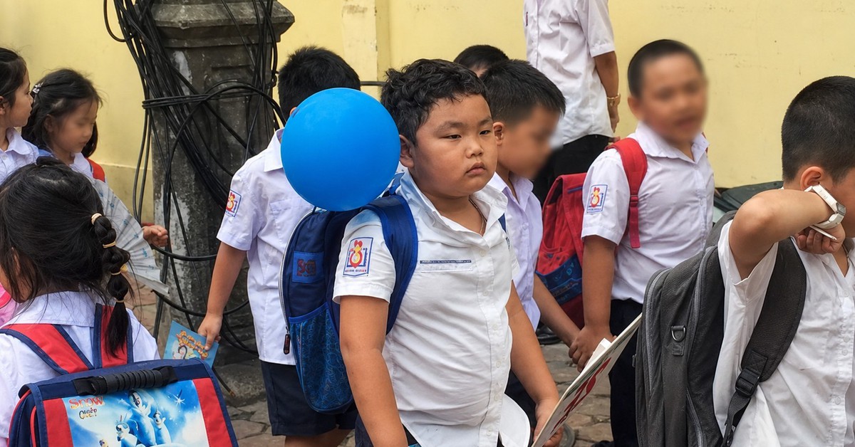 Cậu bé có loạt meme “chán đời” huyền thoại mỗi mùa khai giảng bị đào lại một lần giờ ra sao?