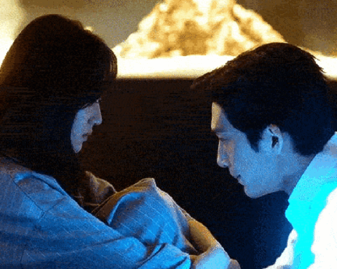 Cảnh nóng bị cắt bỏ của Đầu Xuân Tươi Sáng gây xôn xao MXH
