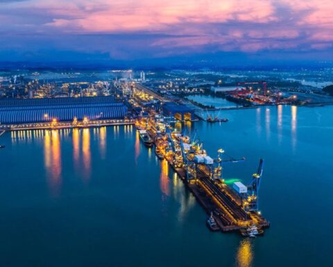 Bên trong “đại công trường” gần 20 tỷ USD đang làm thay đổi miền Trung