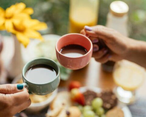 Điều gì xảy ra khi bạn uống cà phê mỗi sáng?