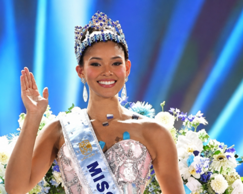 Khoảnh khắc người đẹp Cộng hòa Dominica đăng quang Miss World 2026