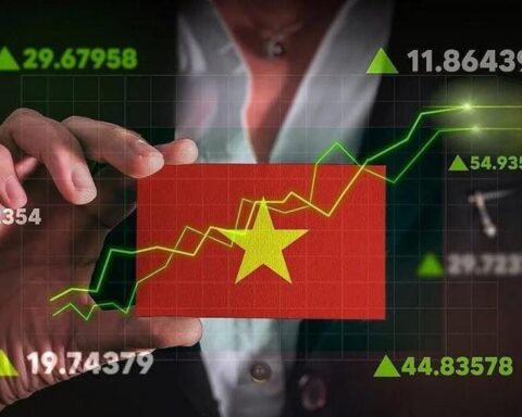 Góc nhìn chuyên gia: Chứng khoán hướng lên 1.900 điểm, hai nhóm cổ phiếu được kỳ vọng “dẫn sóng” nâng hạng