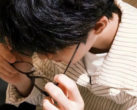 Chàng trai 19 tuổi phát hiện nhiễm HIV, cách anh bị lây nhiễm khiến nhiều người trẻ “lạnh sống lưng”