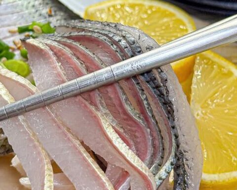 3 loại cá KHÔNG NÊN ĂN kẻo nạp toàn kháng sinh, kim loại nặng vào người