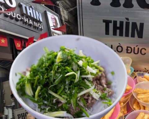 Phở Thìn Lò Đúc 5 năm tăng giá 5 lần, ăn một bát giờ cũng phải đắn đo