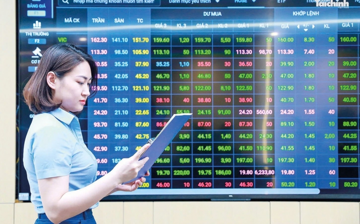 Cắt giảm thủ tục nhưng không hạ thấp yêu cầu quản lý