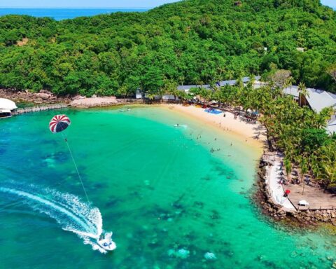 Việt Nam có hòn đảo được tạp chí Mỹ đánh giá đẹp hơn cả Maldives và Bali, sở hữu 3 kỷ lục Guinness: Hơn 116.000 lượt khách ghé thăm trong dịp Quốc khánh