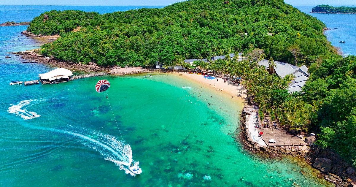 Việt Nam có hòn đảo được tạp chí Mỹ đánh giá đẹp hơn cả Maldives và Bali, sở hữu 3 kỷ lục Guinness: Hơn 116.000 lượt khách ghé thăm trong dịp Quốc khánh