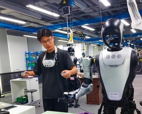 Bên trong ‘trường học’ robot lớn nhất Trung Quốc