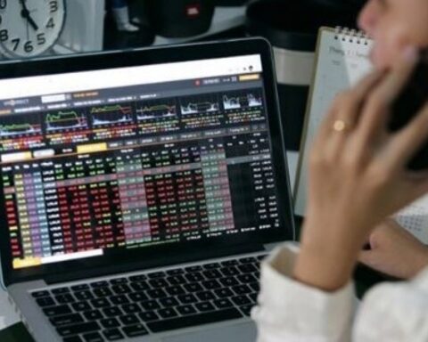 Chứng khoán tháng 8/2026: Khối tự doanh tích cực giao dịch trên HNX, tập trung ở cổ phiếu SHS