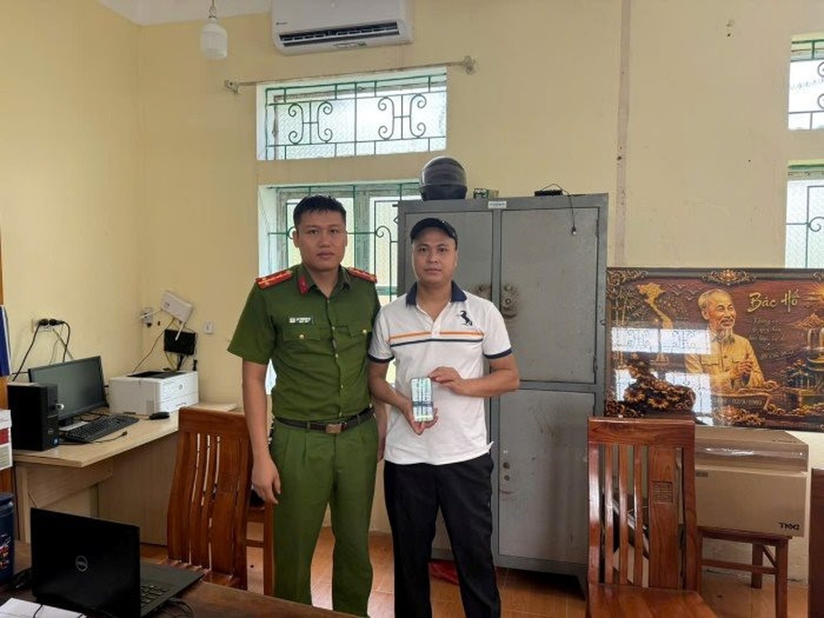 Công an xác minh giao dịch 70.721.000 đồng tại tài khoản Vietcombank của Nguyễn Công Hoàn SN 1994