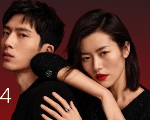 Chuyện tình chiếc xe máy điện đêm Bắc Kinh hay 6 năm âm thầm bên nhau của Tỉnh Bách Nhiên và Lưu Văn