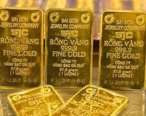 Chuyện gì xảy ra với giá vàng sáng nay?