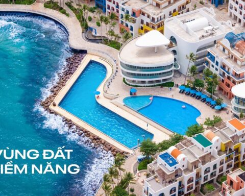 Việt Nam có hòn đảo nối bằng cáp treo 3 dây dài nhất thế giới, có cả công viên nhiệt đới hoang dã, khu nghỉ dưỡng mang dấu ấn cung đình Huế và khu phố thương mại phong cách Santorini