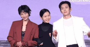 Sự kiện toàn sao khủng: Ji Chang Wook chuẩn bạch mã hoàng tử, mỹ nhân đẹp nhất thế giới ga lăng với Son Ye Jin