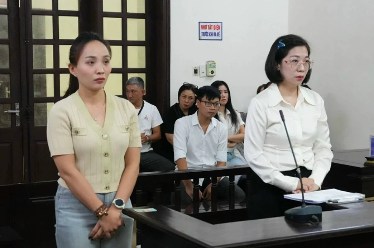 Hà Nội: Hai phụ nữ cùng bị phạt tù vì xô xát tranh chấp khoảng không giữa 2 nhà