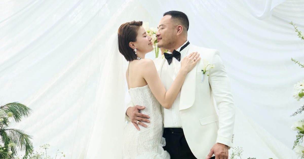 Đám cưới “cầm chừng” của ca sĩ Việt được đề cử đẹp nhất thế giới 2026