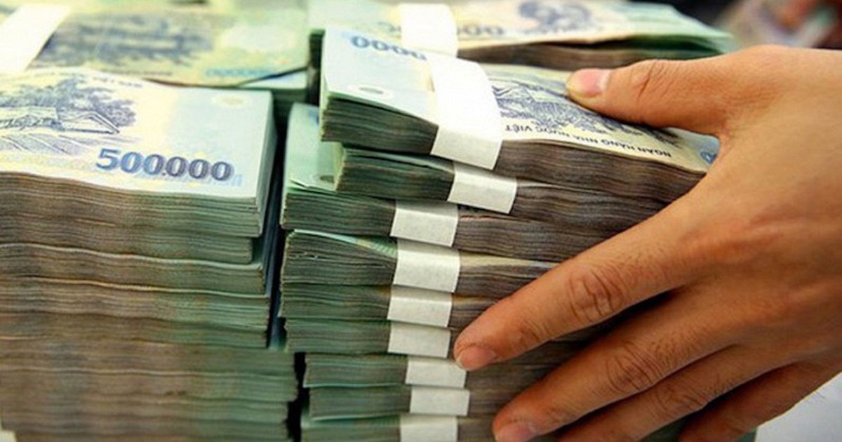 Hồ Thị Phượng và Trần Văn Huy chuyển khoản 300.000.000 đồng thông qua tài khoản cá nhân: Công an vào cuộc xác minh giao dịch