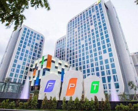 FPT công bố văn bản quan trọng, cổ phiếu lên cao nhất 3 tháng