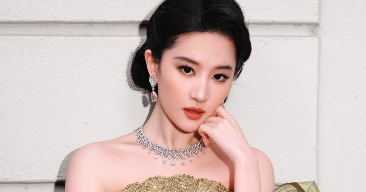 Những lần Lưu Diệc Phi trở thành tâm điểm tranh cãi