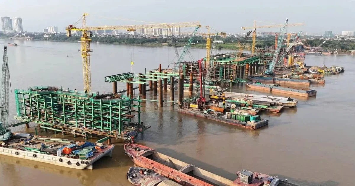 Hà Nội hoàn thành giải phóng mặt bằng 7 cầu vượt sông Hồng
