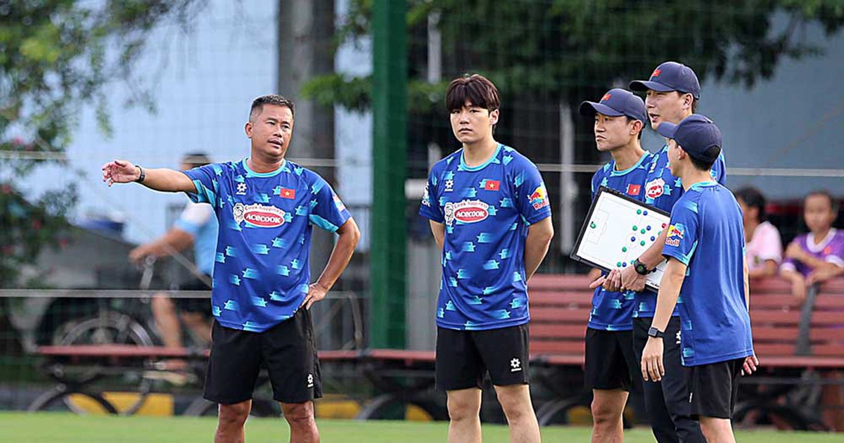 “Thủng” lực lượng sát giờ G: U23 Việt Nam chỉ có 2 thủ môn trước thềm ASIAD 20