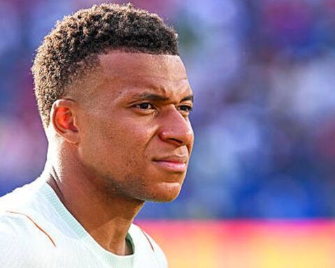 Mbappe lên tiếng về loạt meme “đô đốc” đến cái mác “độc tài”