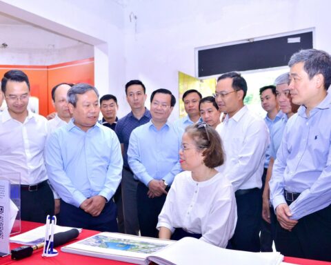 Chủ tịch Hà Nội: Xây thêm công trình quanh hồ Gươm phải được tính toán kỹ lưỡng
