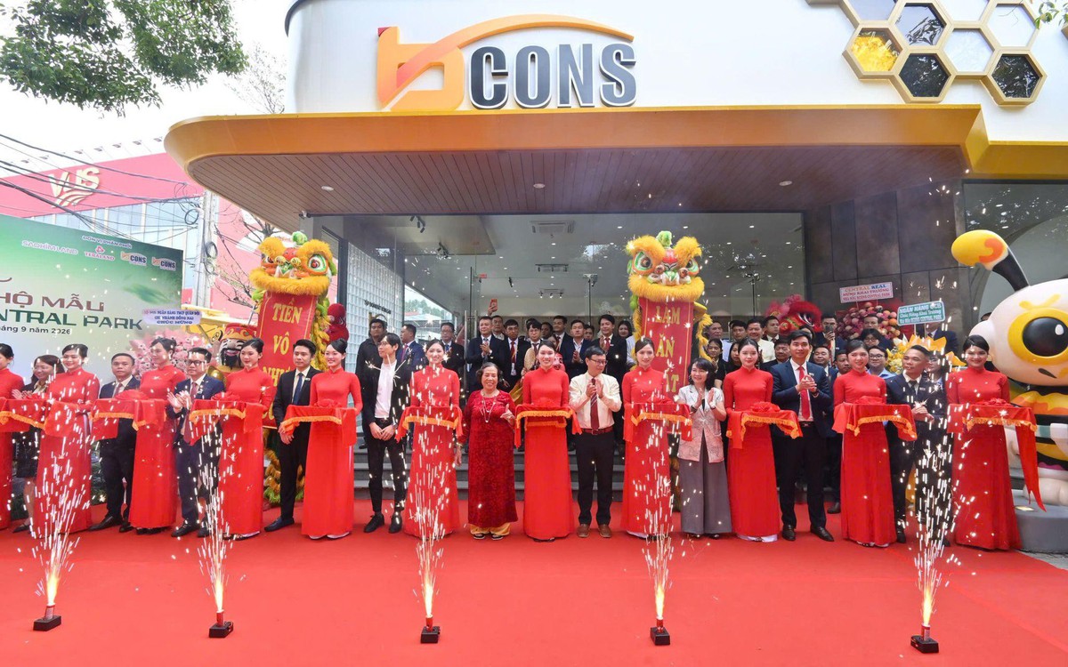 Tấp nập người tham quan nhà mẫu ‘căn hộ chuẩn xanh giữa lòng Biên Hòa’